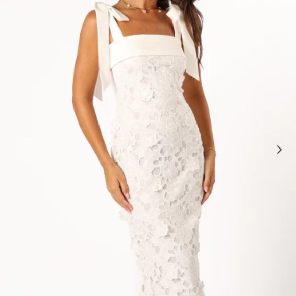 EMERSYN MIDI LACE DRESS - WHITE SOLD OUT - Picture 3 of 3